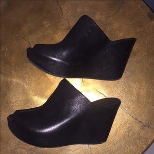 Kork Ease Leather Open Toes Mule